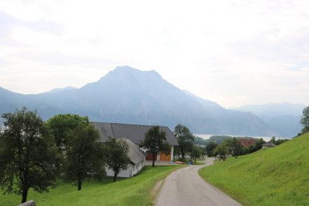 Mountainbike Tour von Altmünster über den Grasberg und durchs Aurachtal. Mountainbike Tour von Altmünster über den Grasberg und durchs Aurachtal.