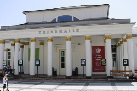 In der Trinkhalle kann jeder das gute Bad Ischler Wasser genießen. In der Trinkhalle kann jeder das gute Bad Ischler Wasser genießen.