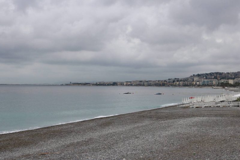 Weder Himmel noch Meer machten dem Namen der Cote d'Azur bei unserem Besuch Ehre.