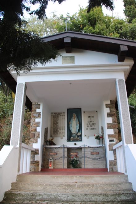 Der Madonnenschrein an dem Santuario Madonna del Corno
